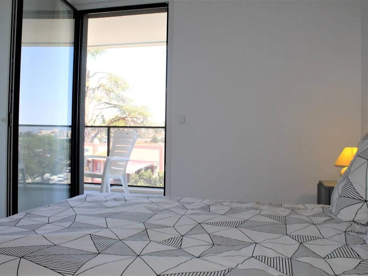 Appartement Neuf 3 Pieces Avec Terrasse Et Garage, Cagnes-Sur-Mer - Fr-1-252A-88 0*,  Francja