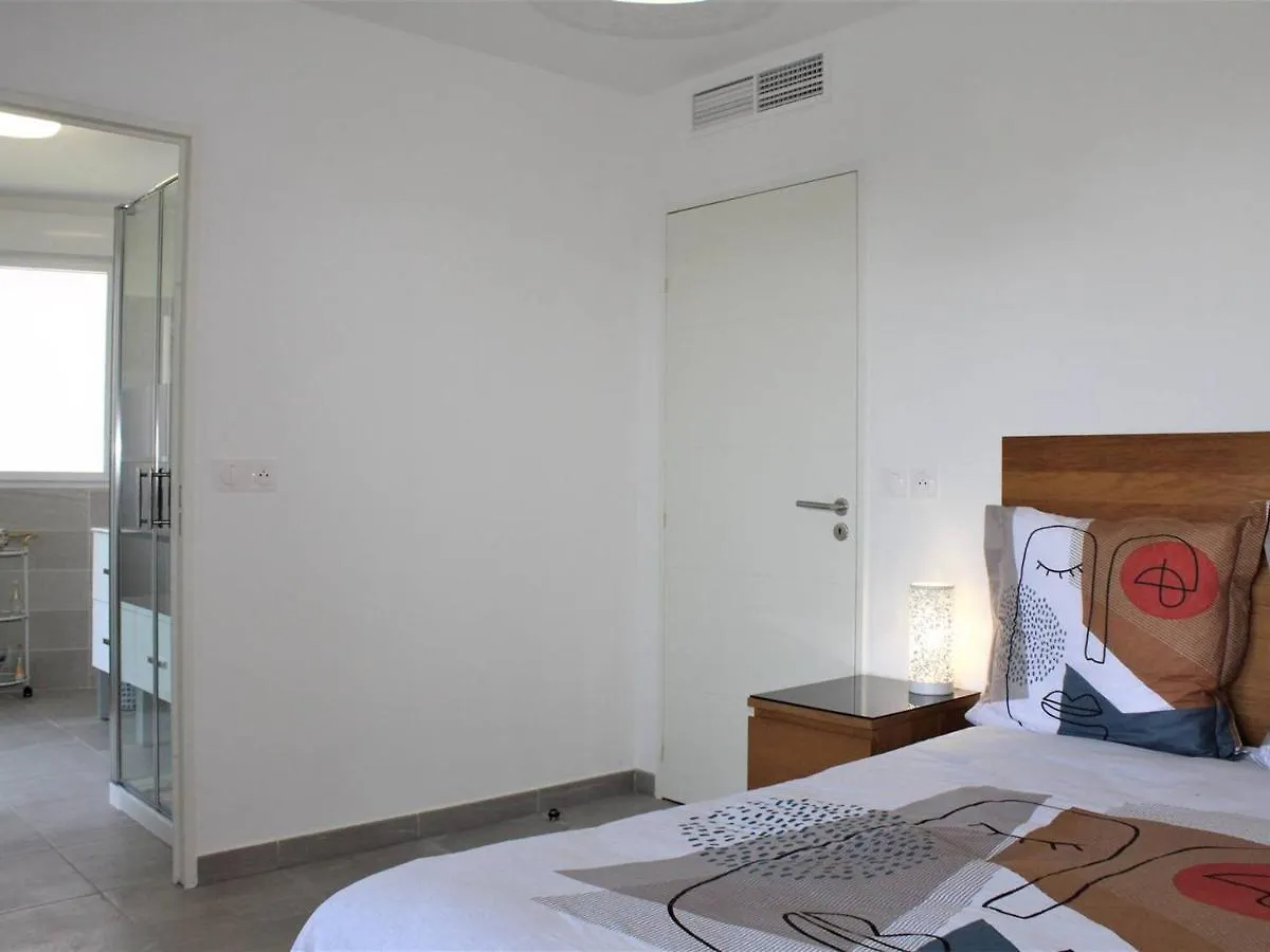 Appartement Neuf 3 Pieces Avec Terrasse Et Garage, Cagnes-Sur-Mer - Fr-1-252A-88 0*,  Francja